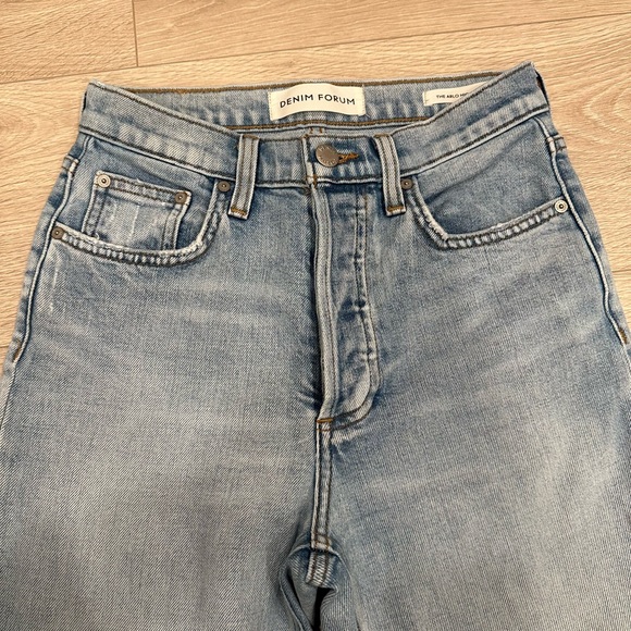 Aritzia Arlo High Rise Straight Jeans - Picture 4 of 8